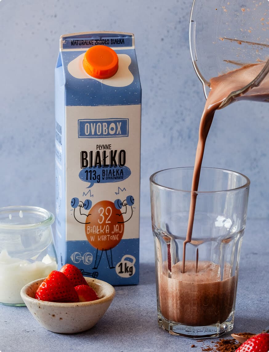 Czekoladowo-truskawkowy shake proteinowy (low carb)